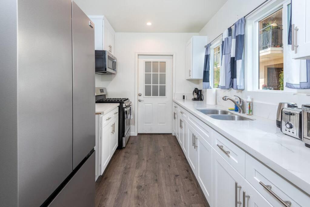 Chic And Spacious 3br Gem In La Appartement *
